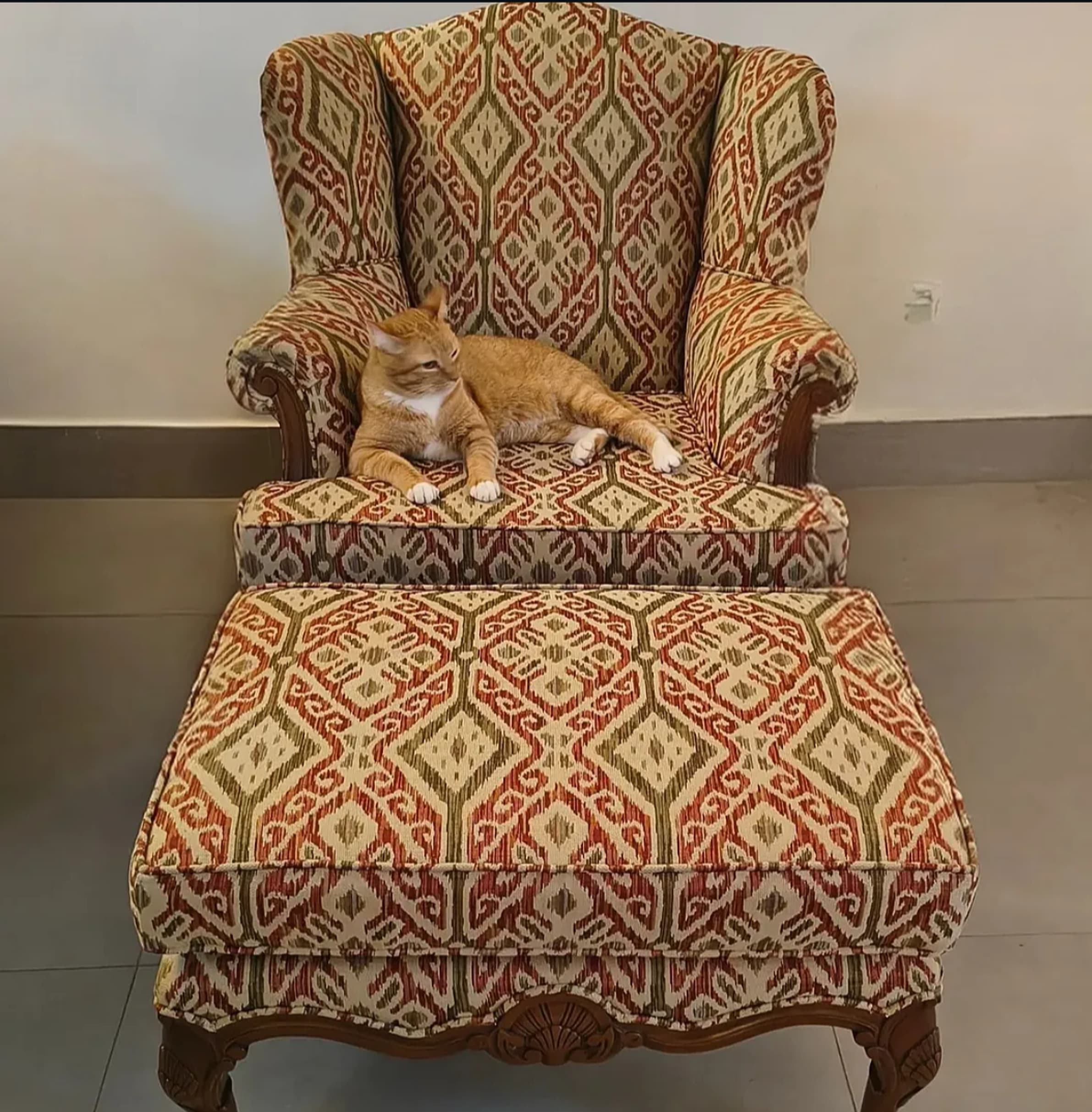 Restauração de poltrona provençal em Santa Cecilia