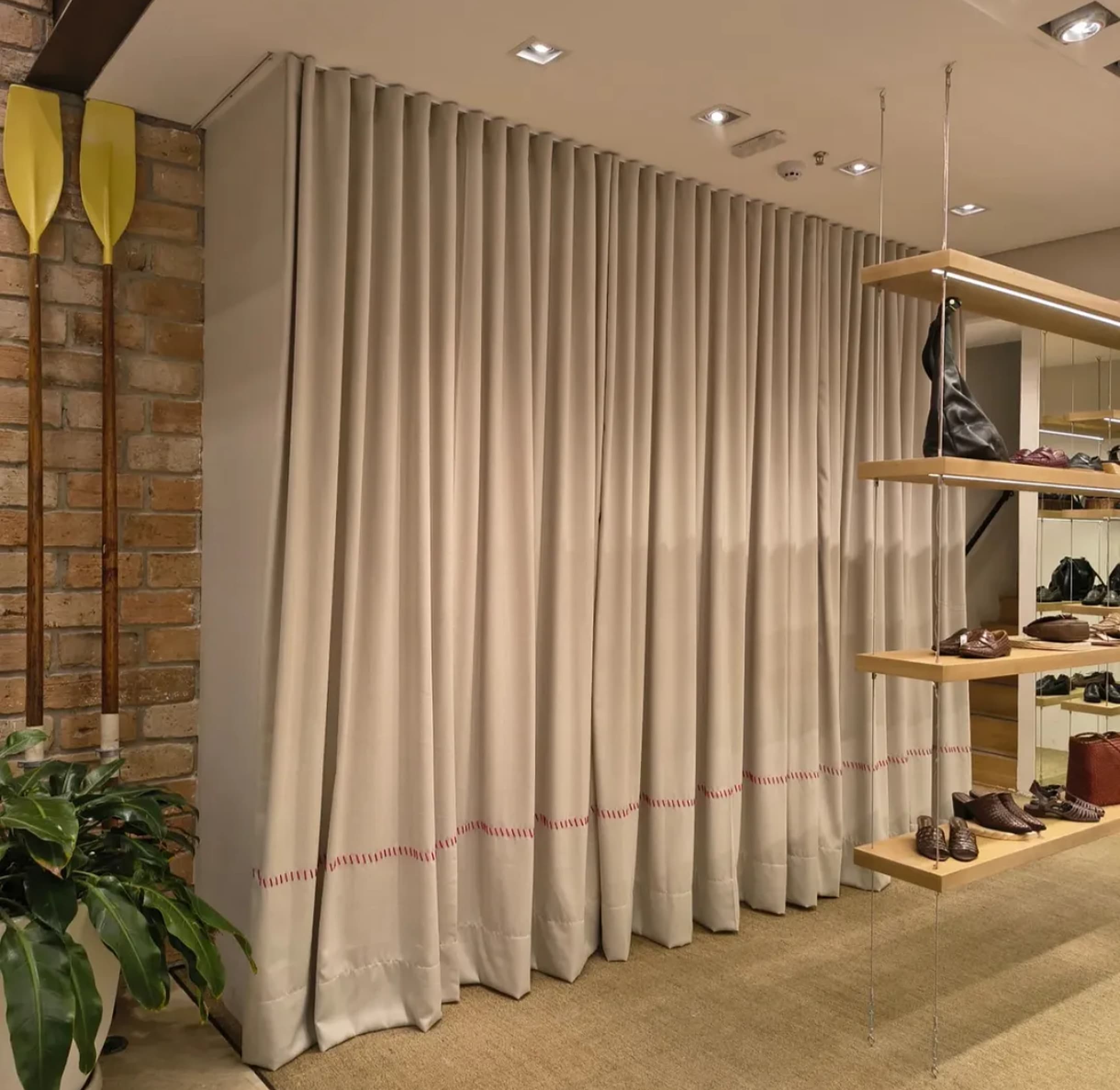 Cortina de Provador, loja Richard's, produção própria em Shopping Pátio Higienópolis