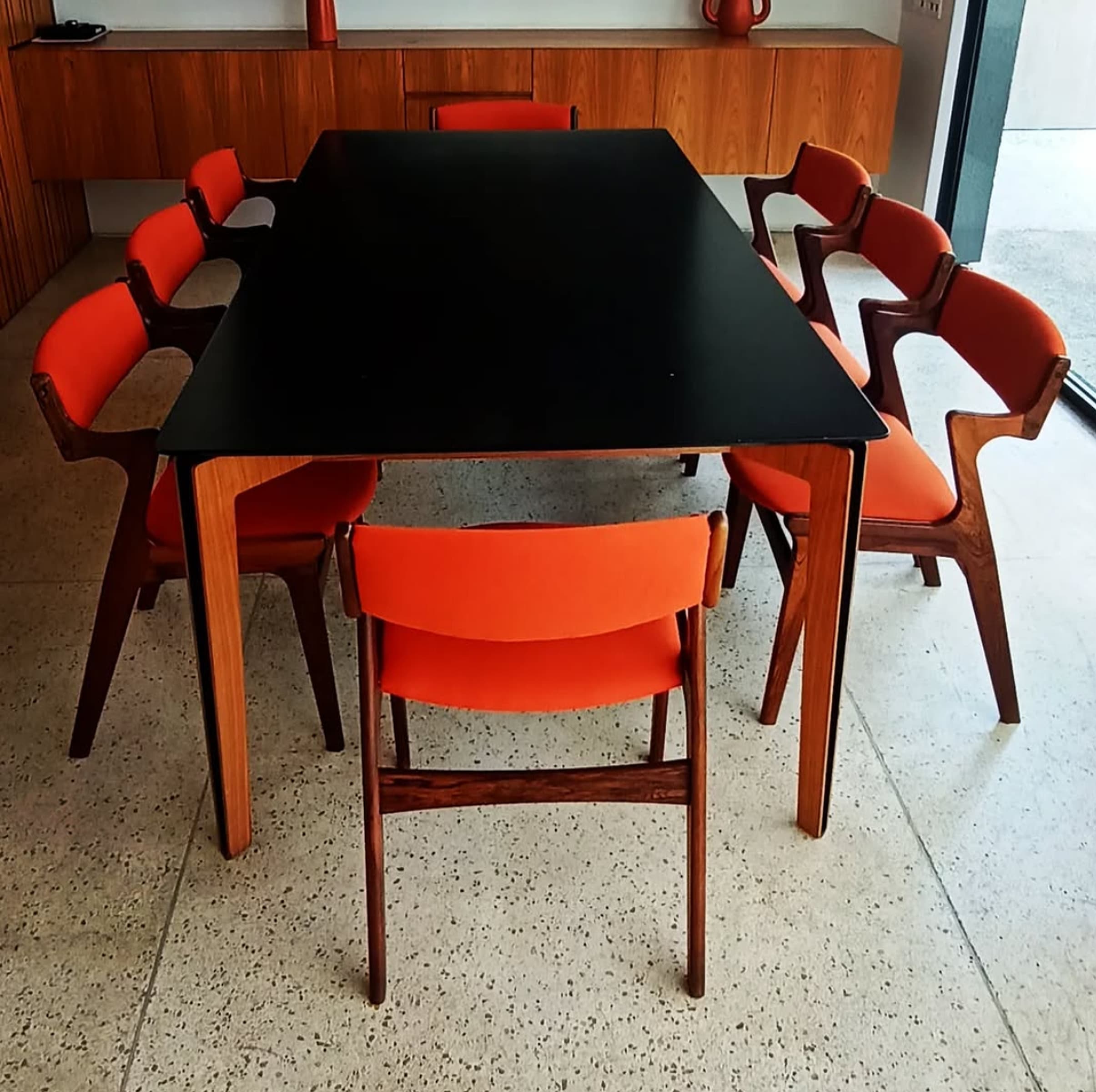 Reforma de cadeiras em Brooklim