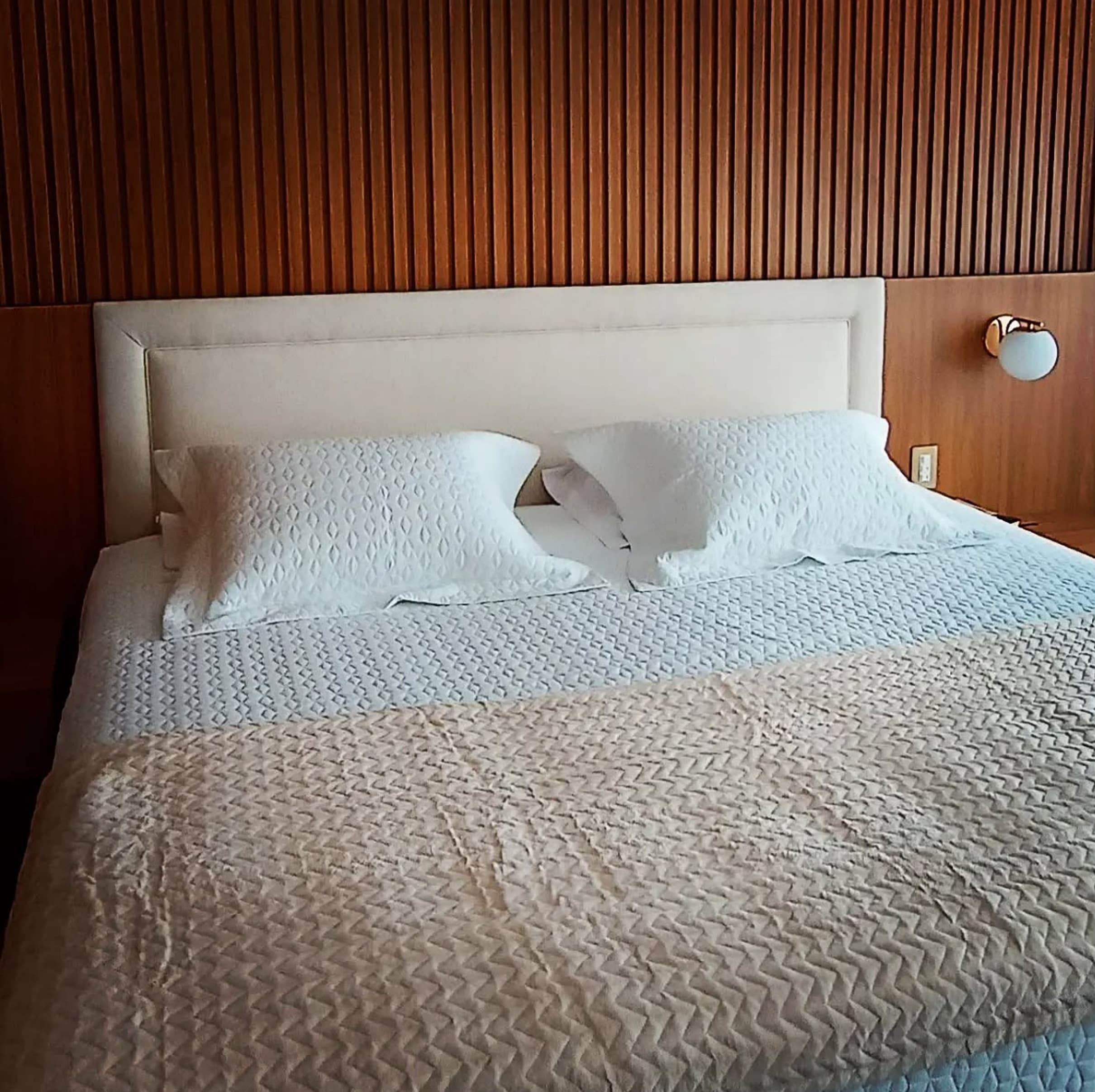 Cabeceira estofada em Morumbi